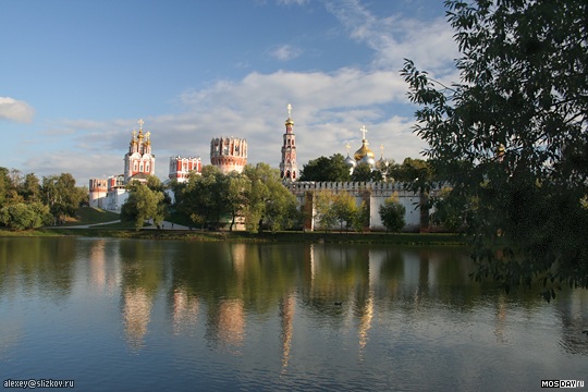 Novodevichy Convent and Cemetery